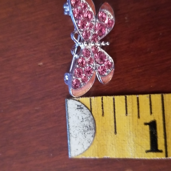 Avon Vintage Pink and Blue Butterfly Pins (set of 2) - Picture 7 of 7